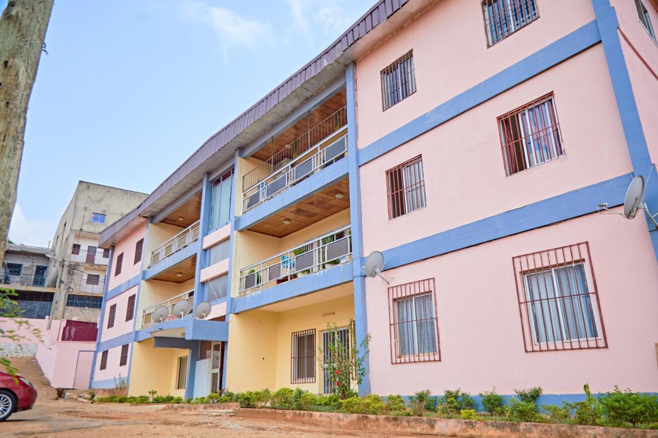 Appartement Avec Vue Panoramique Two Or Three Rooms Yaoundé Eksteriør bilde