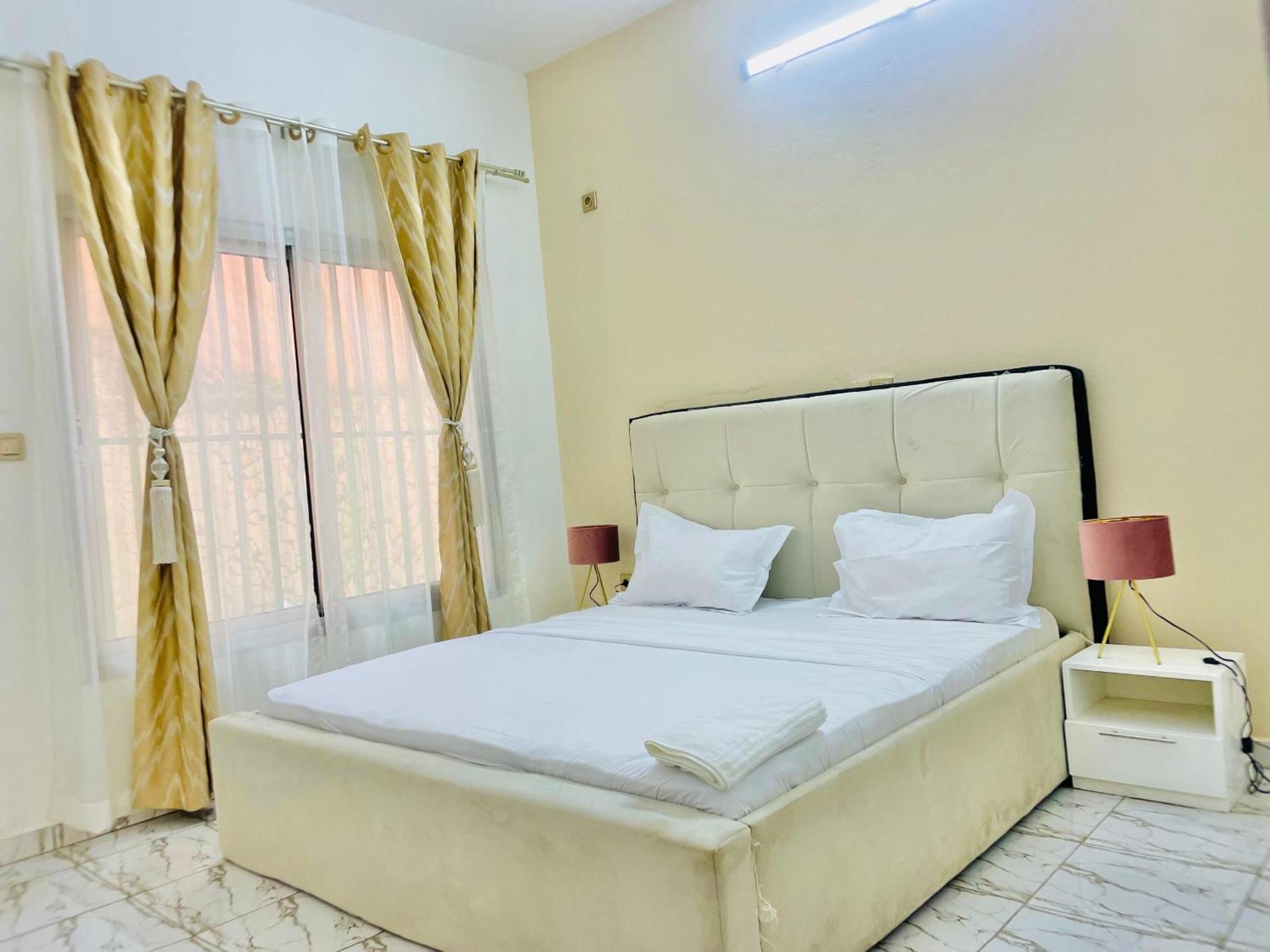 Appartement Avec Vue Panoramique Two Or Three Rooms Yaoundé Eksteriør bilde