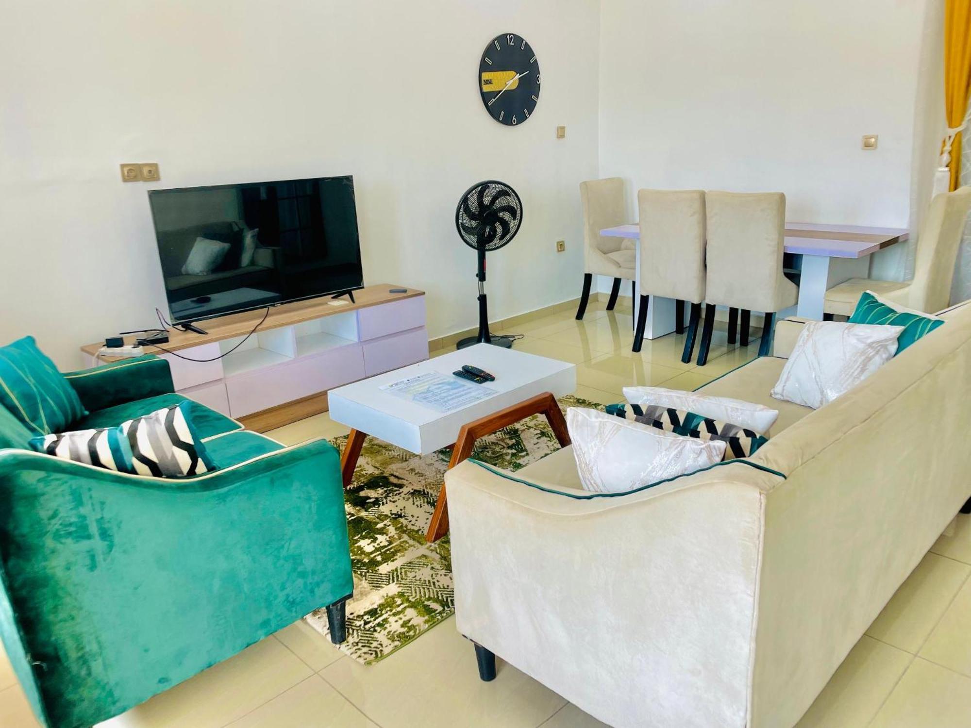 Appartement Avec Vue Panoramique Two Or Three Rooms Yaoundé Eksteriør bilde