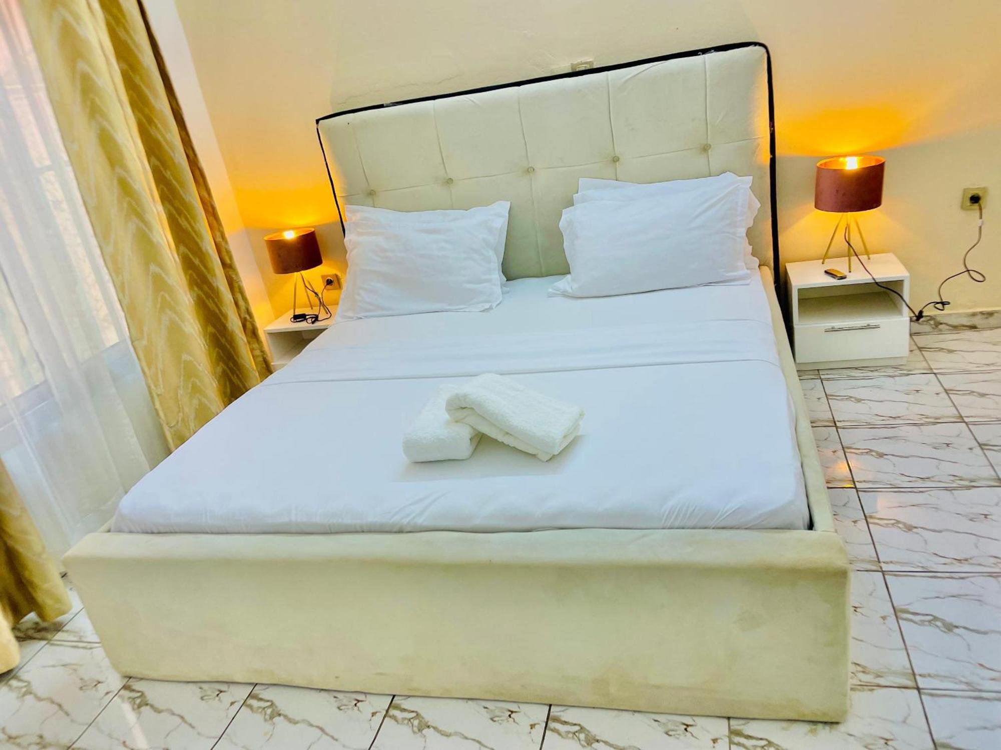 Appartement Avec Vue Panoramique Two Or Three Rooms Yaoundé Eksteriør bilde